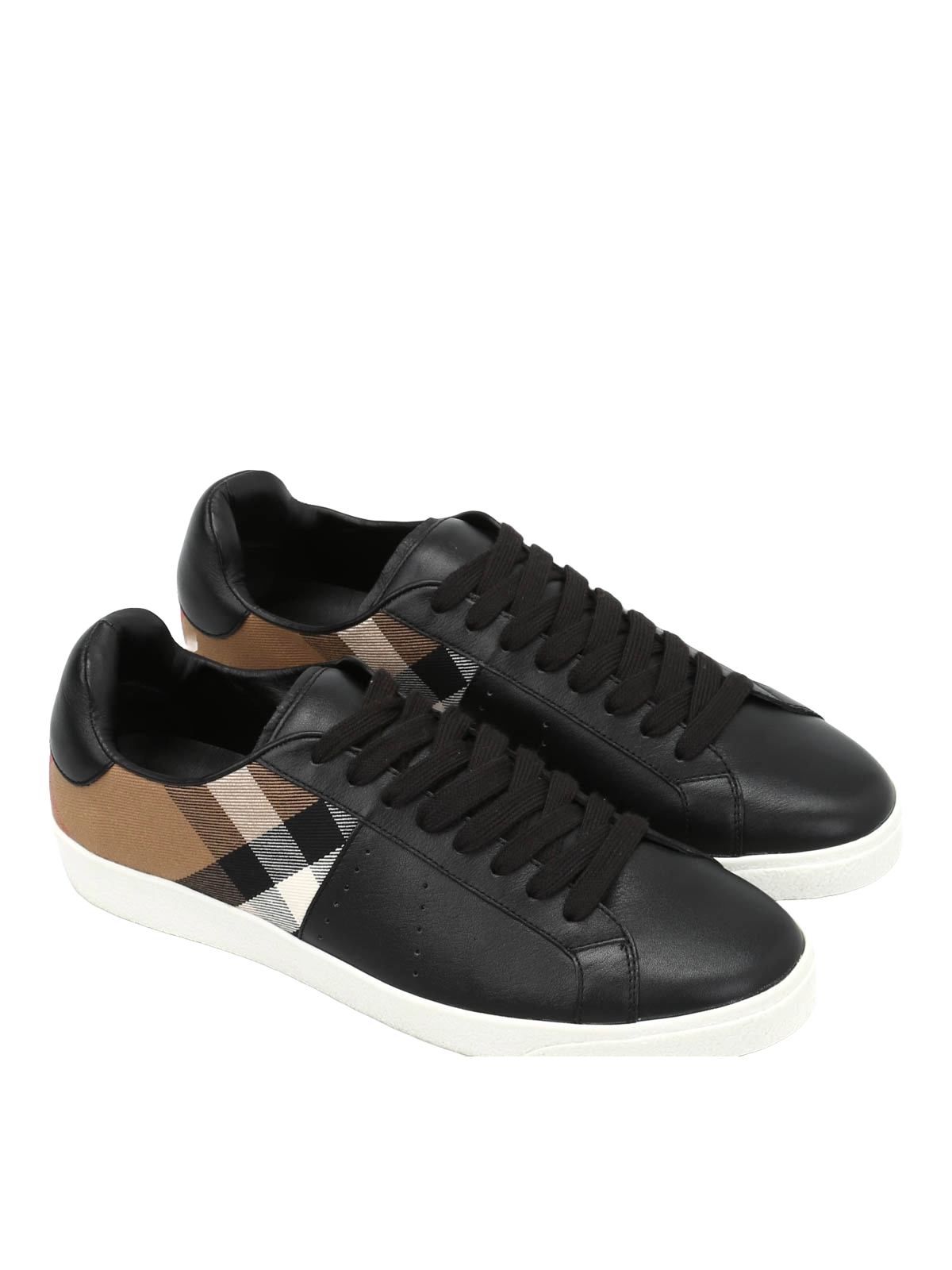 Burberry Sneakers Pre-Loved
