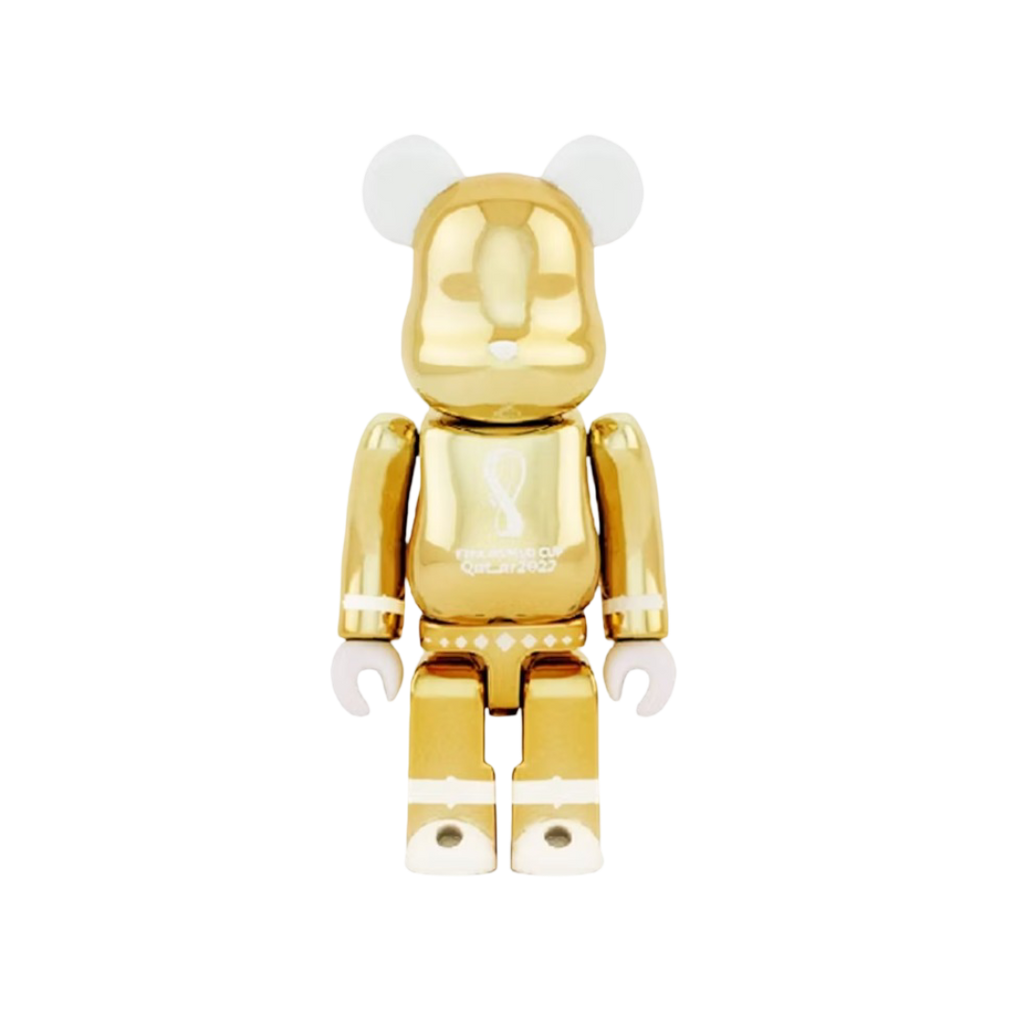 Bearbrick x Copa Mundial de la FIFA Catar 2022 Set 100% y 400% Oro