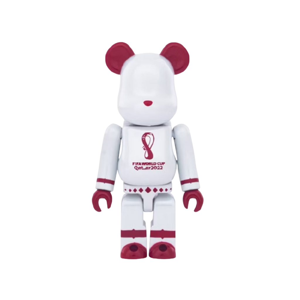 Conjunto Bearbrick x Copa Mundial de la FIFA Catar 2022 100% y 400% blanco