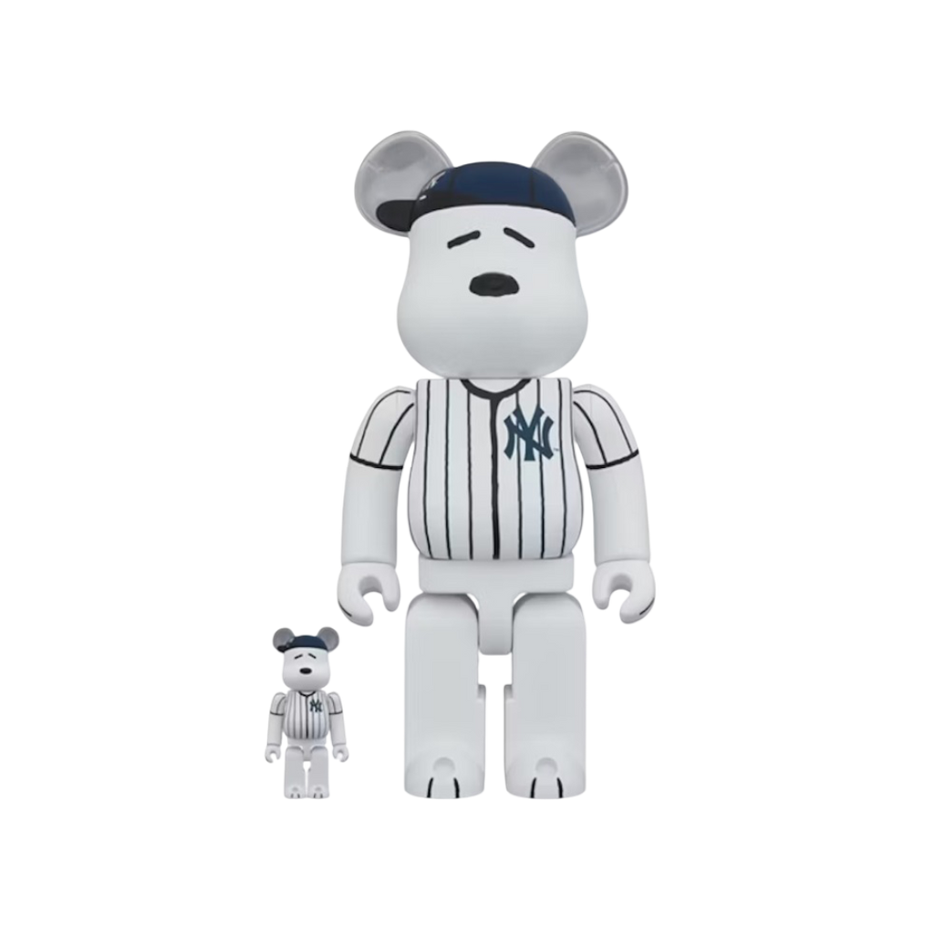 Conjunto Bearbrick x Peanuts x MLB New York Yankees Snoopy 100% y 400%