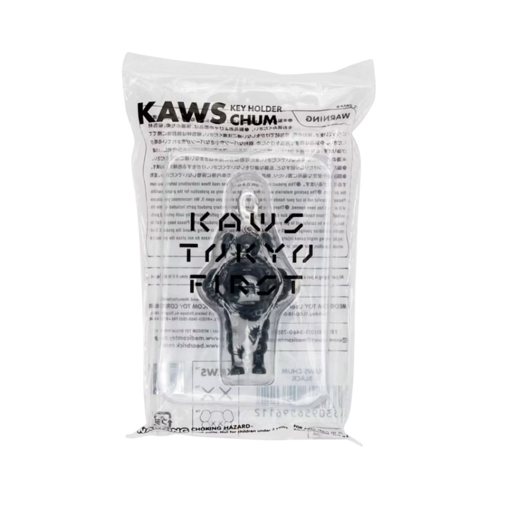 Llavero negro KAWS Tokyo First Chum