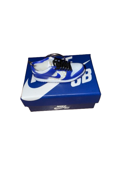 Llavero coleccionable de zapatillas