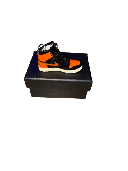 Llavero coleccionable de zapatillas