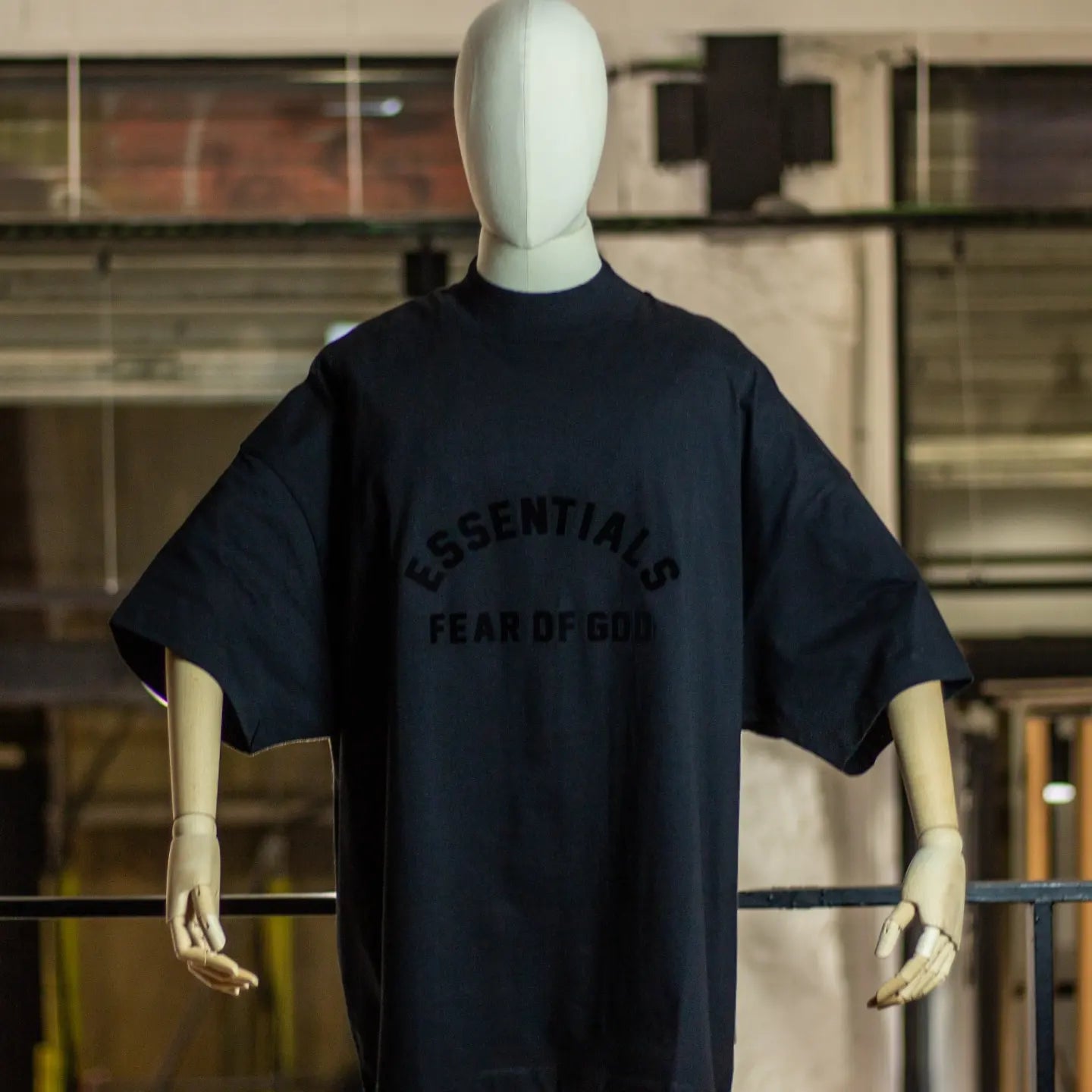 Fear of God Essentials Arch Logo Tee Jet Black